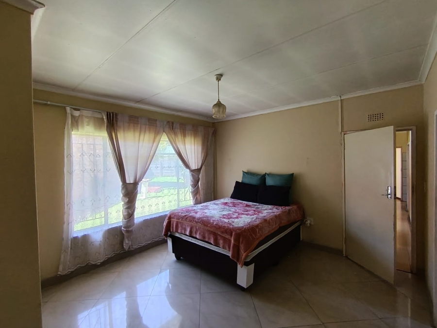 4 Bedroom Property for Sale in Dersley Gauteng
