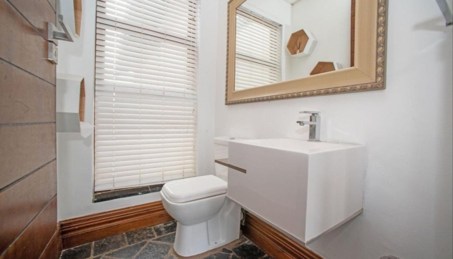 4 Bedroom Property for Sale in Serengeti Lifestyle Estate Gauteng