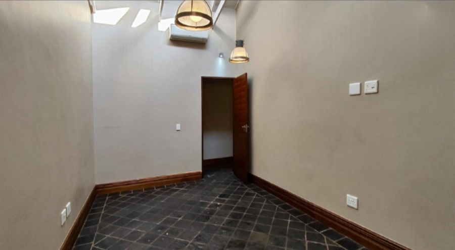 4 Bedroom Property for Sale in Serengeti Lifestyle Estate Gauteng