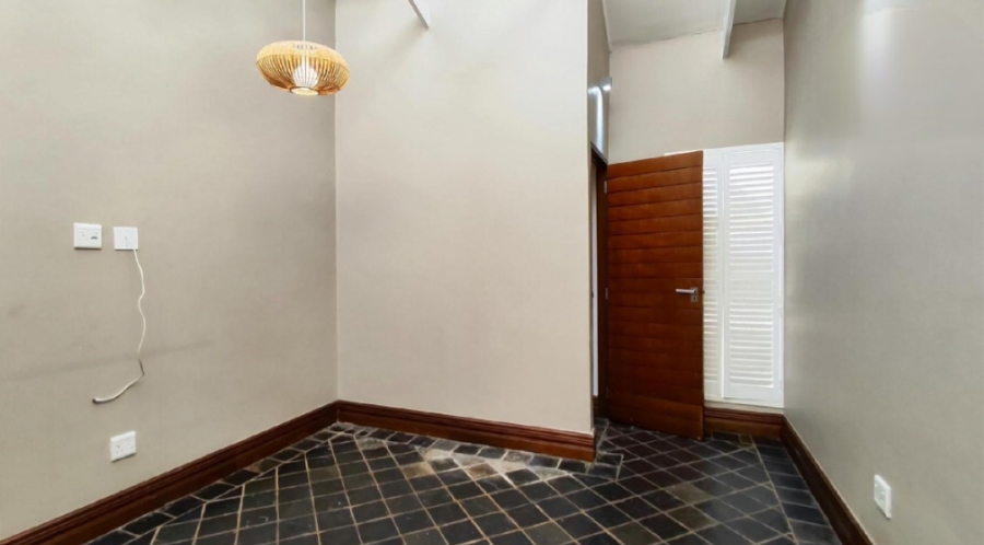 4 Bedroom Property for Sale in Serengeti Lifestyle Estate Gauteng