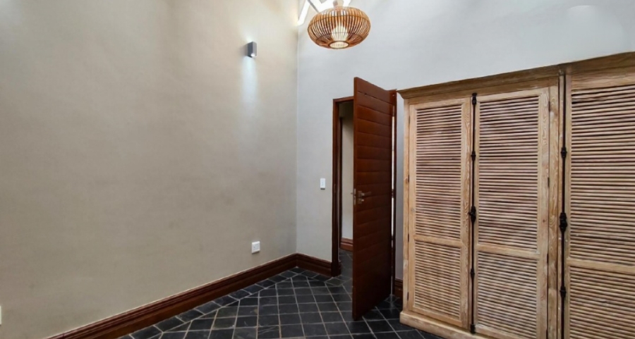 4 Bedroom Property for Sale in Serengeti Lifestyle Estate Gauteng