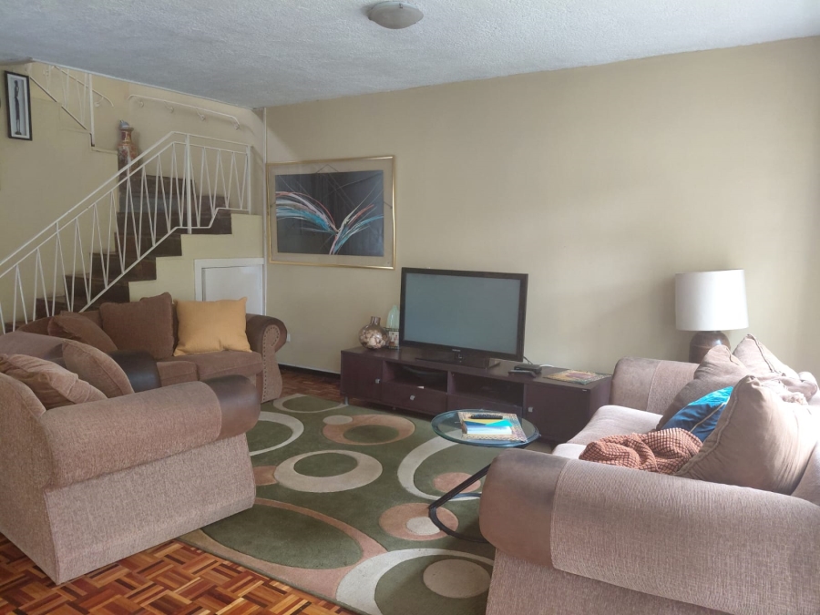 2 Bedroom Property for Sale in Lyndhurst Gauteng