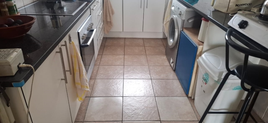 2 Bedroom Property for Sale in Pomona Gauteng