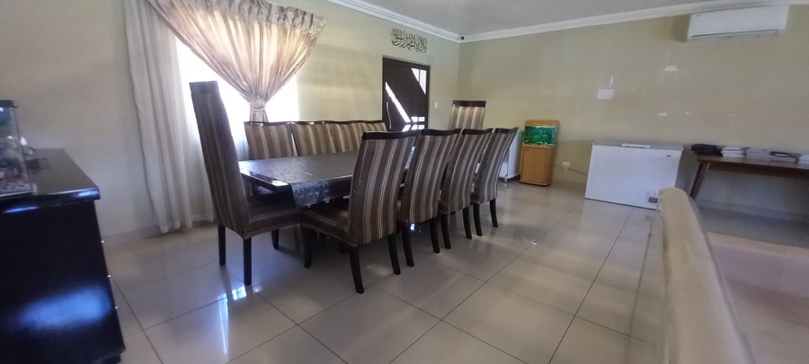 3 Bedroom Property for Sale in Strubenvale Gauteng