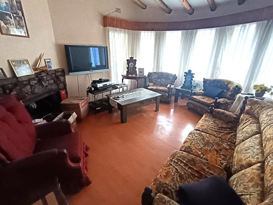 3 Bedroom Property for Sale in Bardene Gauteng