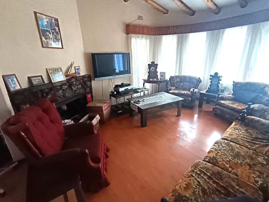 3 Bedroom Property for Sale in Bardene Gauteng