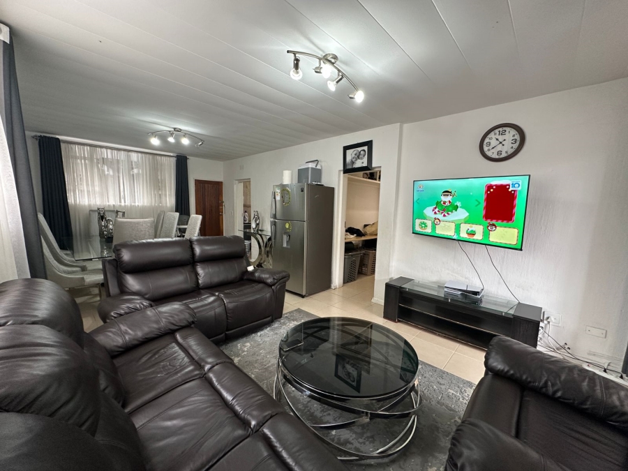 2 Bedroom Property for Sale in Morning Hill Gauteng