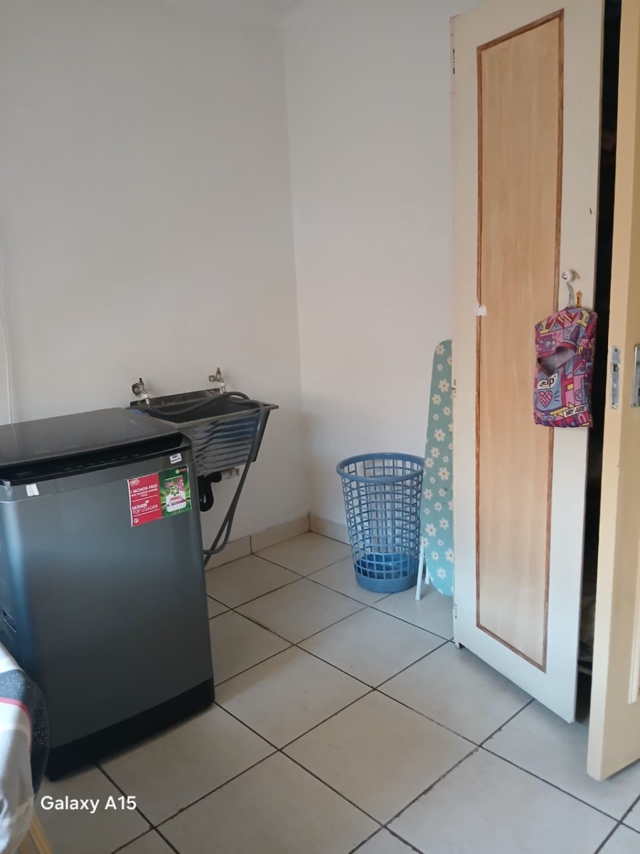 5 Bedroom Property for Sale in Selection Park Gauteng