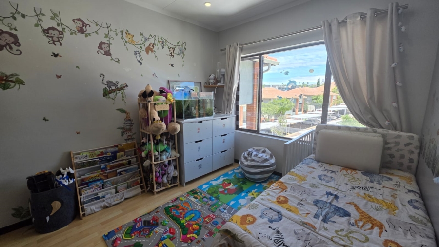 2 Bedroom Property for Sale in Greenstone Hill Gauteng