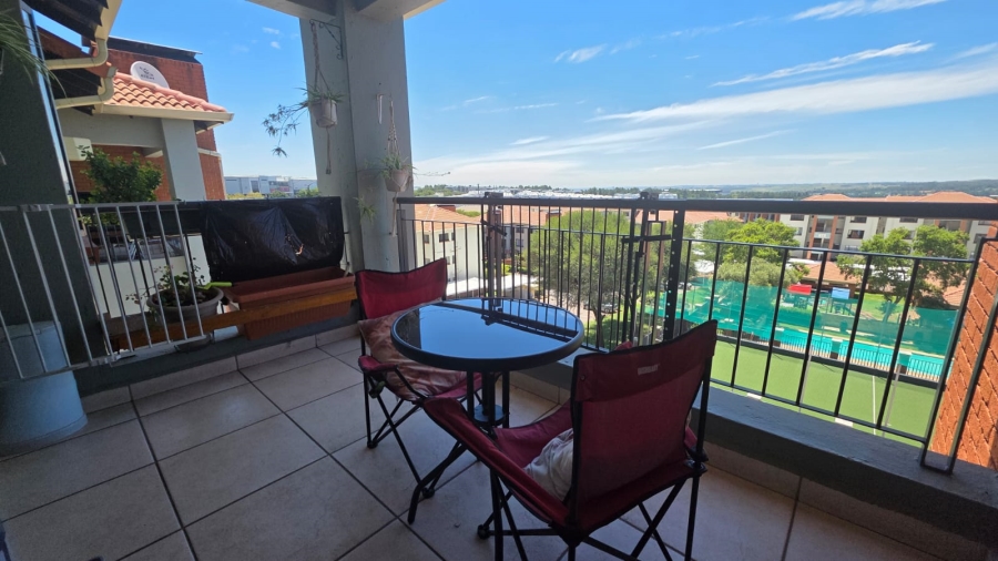 2 Bedroom Property for Sale in Greenstone Hill Gauteng