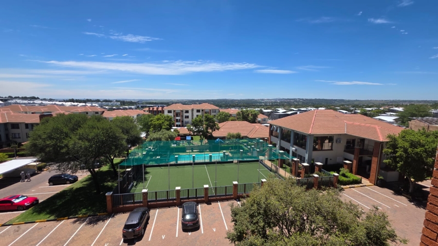 2 Bedroom Property for Sale in Greenstone Hill Gauteng