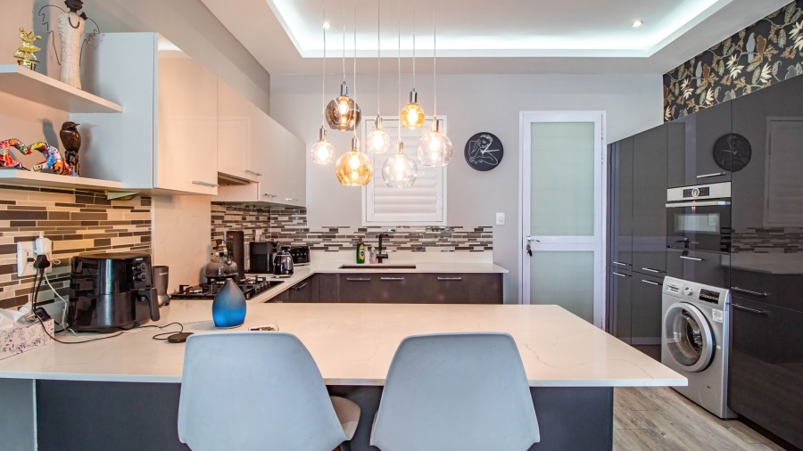 2 Bedroom Property for Sale in Modderfontein Gauteng