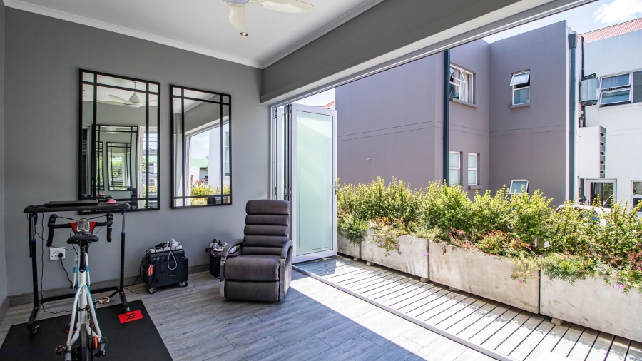 2 Bedroom Property for Sale in Modderfontein Gauteng