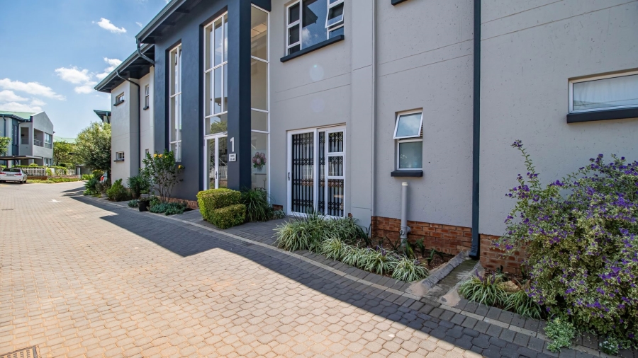 2 Bedroom Property for Sale in Modderfontein Gauteng