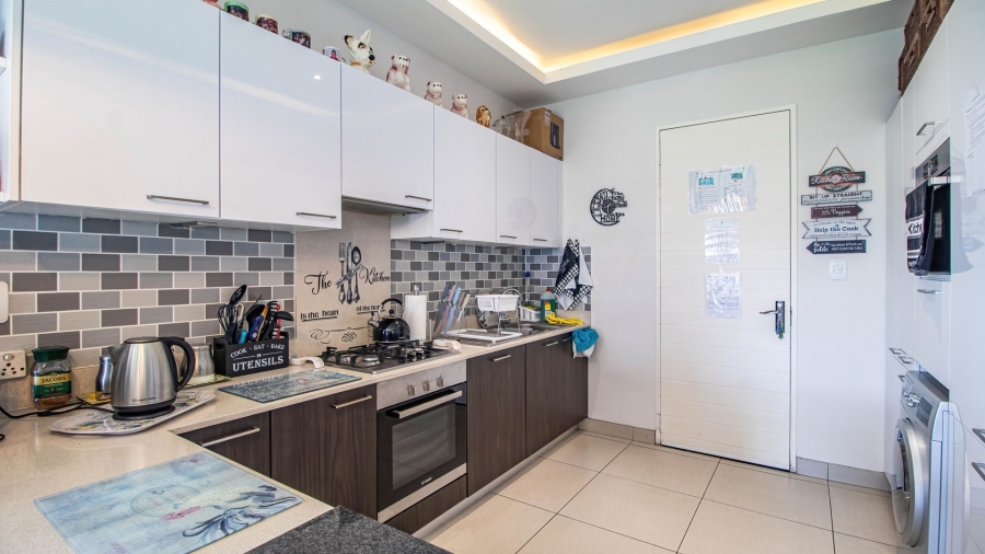 2 Bedroom Property for Sale in Modderfontein Gauteng