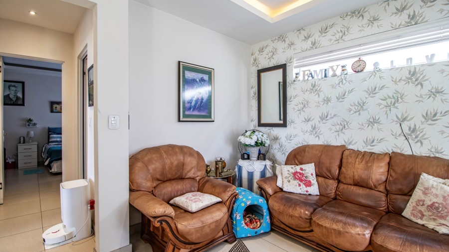 2 Bedroom Property for Sale in Modderfontein Gauteng