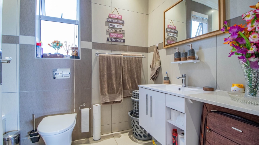 2 Bedroom Property for Sale in Modderfontein Gauteng