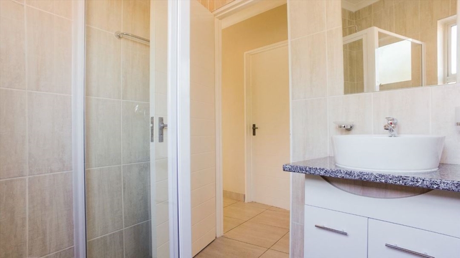 3 Bedroom Property for Sale in Glen Marais Gauteng