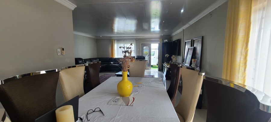 4 Bedroom Property for Sale in Clarens Park Gauteng