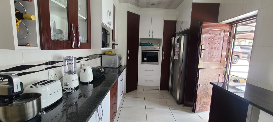 4 Bedroom Property for Sale in Clarens Park Gauteng