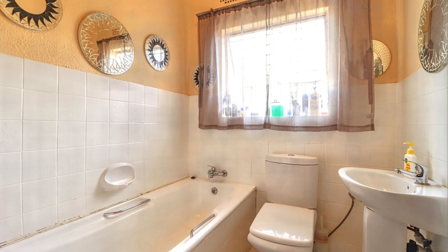 3 Bedroom Property for Sale in Marais Steyn Park Gauteng