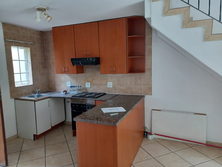 3 Bedroom Property for Sale in Illiondale Gauteng