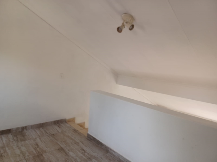 3 Bedroom Property for Sale in Illiondale Gauteng