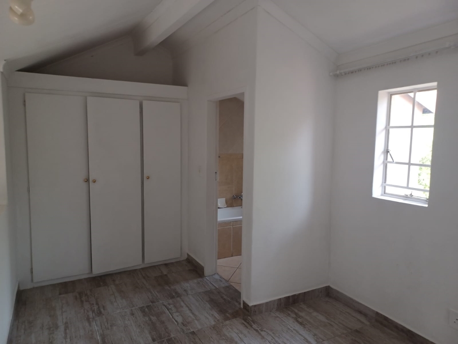 3 Bedroom Property for Sale in Illiondale Gauteng