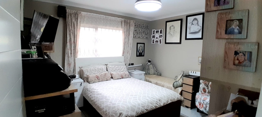 2 Bedroom Property for Sale in Goedeburg Gauteng