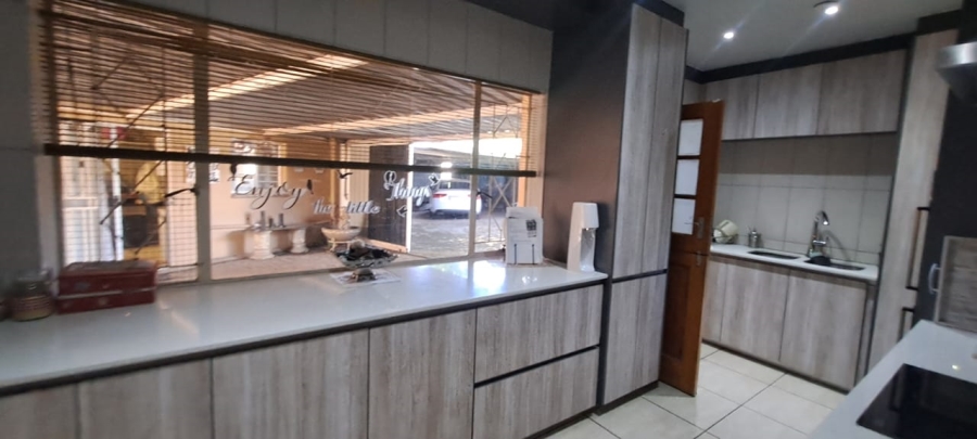 4 Bedroom Property for Sale in Parkrand Gauteng
