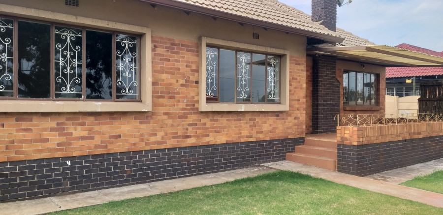 4 Bedroom Property for Sale in Sunnyridge Gauteng