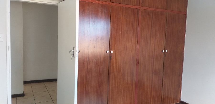 4 Bedroom Property for Sale in Sunnyridge Gauteng