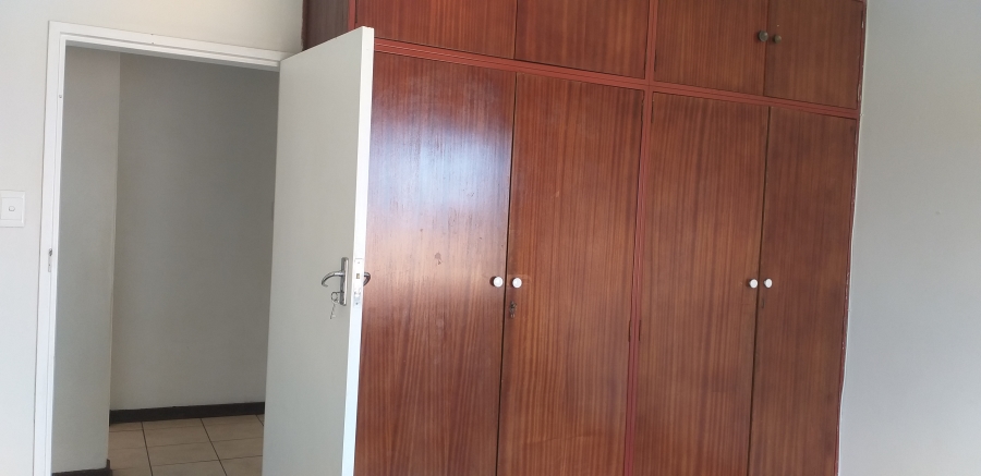 4 Bedroom Property for Sale in Sunnyridge Gauteng