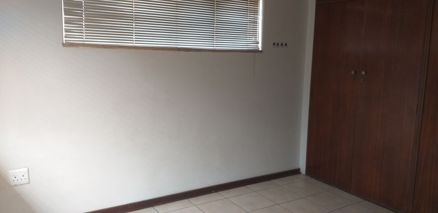 4 Bedroom Property for Sale in Sunnyridge Gauteng