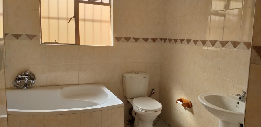 4 Bedroom Property for Sale in Sunnyridge Gauteng