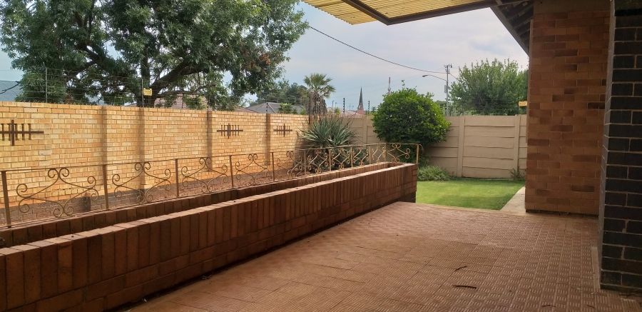 4 Bedroom Property for Sale in Sunnyridge Gauteng