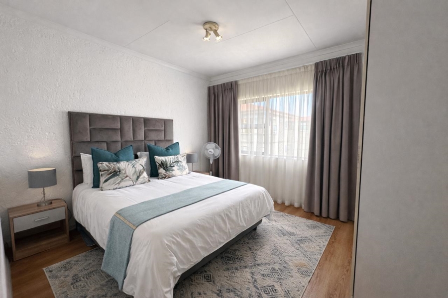 2 Bedroom Property for Sale in Sunninghill Gauteng