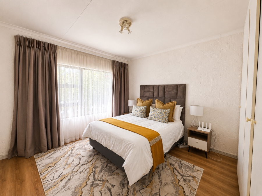 2 Bedroom Property for Sale in Sunninghill Gauteng