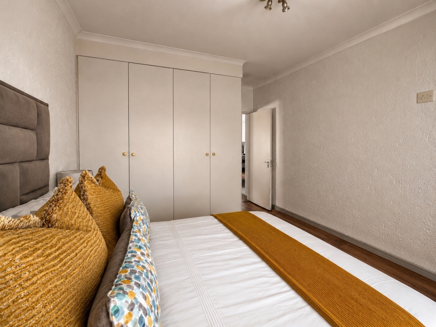 2 Bedroom Property for Sale in Sunninghill Gauteng
