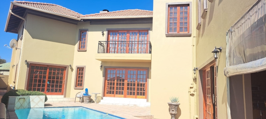 4 Bedroom Property for Sale in Kensington Gauteng