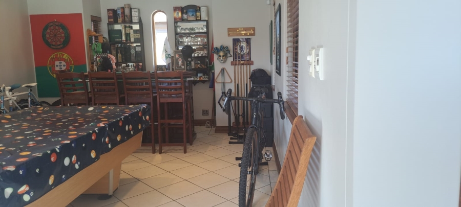 4 Bedroom Property for Sale in Kensington Gauteng