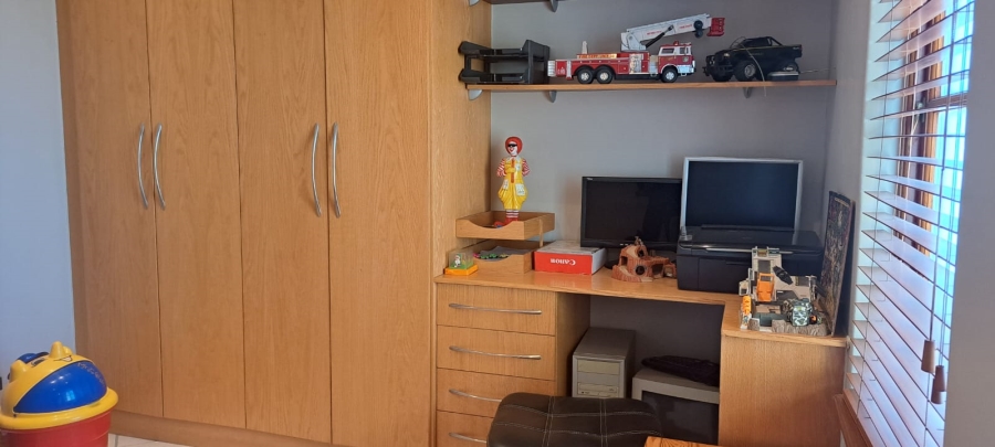 4 Bedroom Property for Sale in Kensington Gauteng