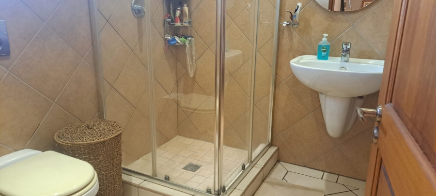 4 Bedroom Property for Sale in Kensington Gauteng