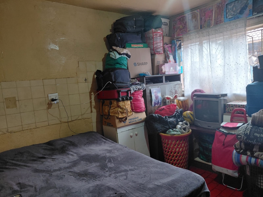 12 Bedroom Property for Sale in Actonville Gauteng