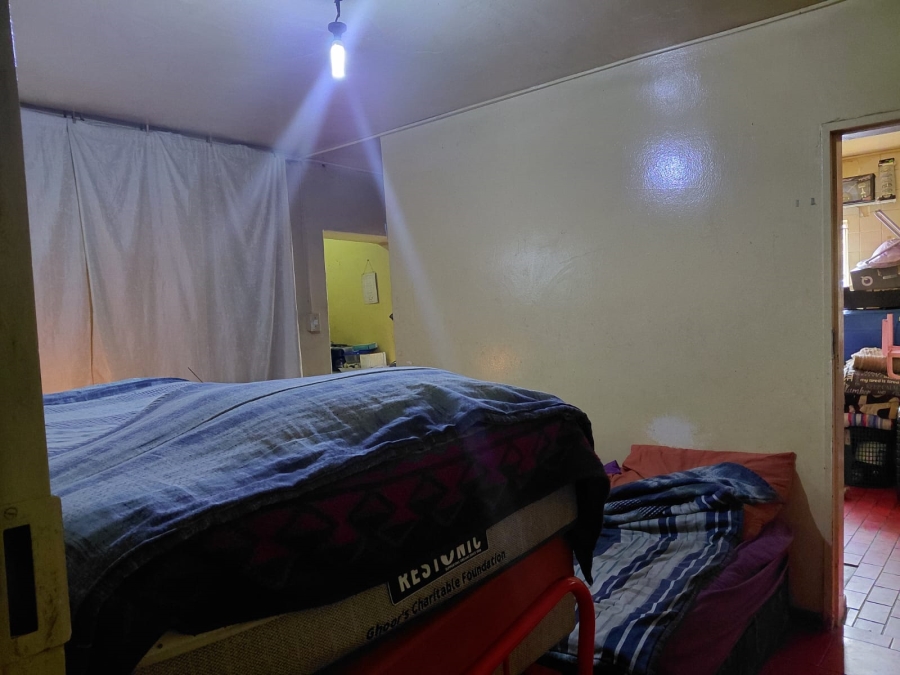 12 Bedroom Property for Sale in Actonville Gauteng