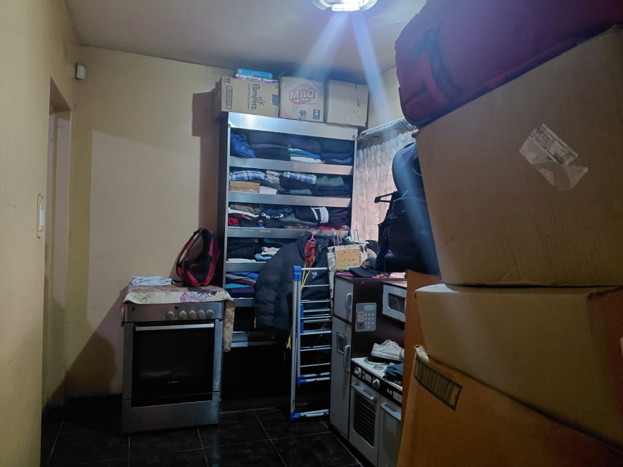 12 Bedroom Property for Sale in Actonville Gauteng