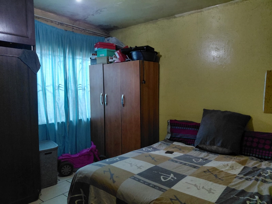 12 Bedroom Property for Sale in Actonville Gauteng