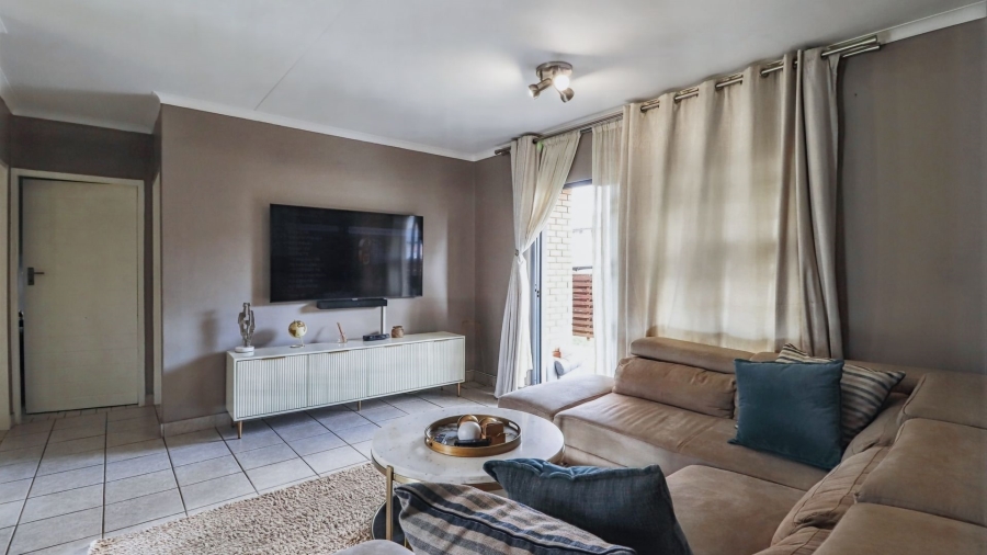 4 Bedroom Property for Sale in Esther Park Gauteng