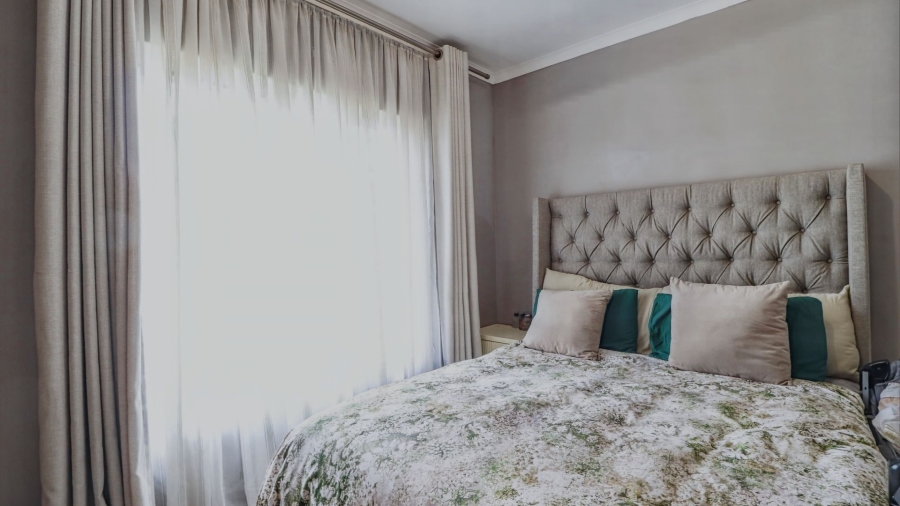 4 Bedroom Property for Sale in Esther Park Gauteng