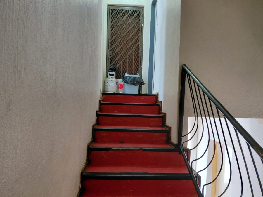 6 Bedroom Property for Sale in Actonville Gauteng